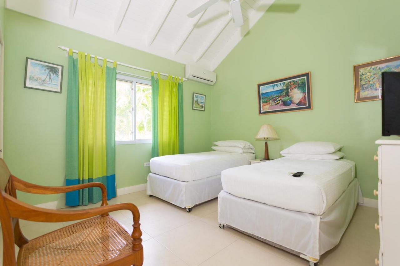 Ocho Rios Under The Palms Villa Eksteriør bilde